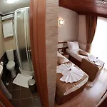 Arife Sultan מלון 3*
