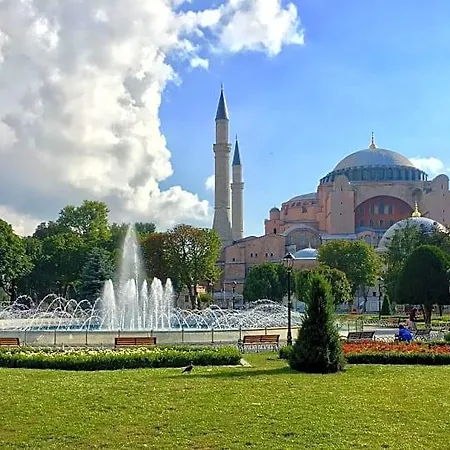 Arife Sultan